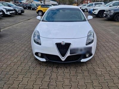 Gebraucht Alfa Romeo Giulietta Super 150 PS (110 kW) 2016 Weiß Kleinwagen