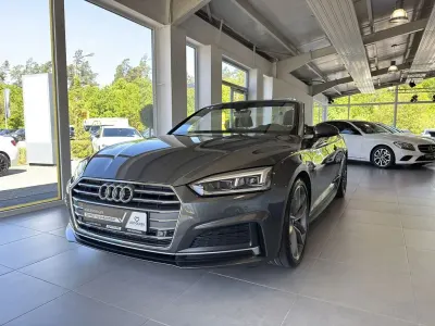 Gebraucht Audi A5 Cabriolet S-Line 190 PS (139 kW) 2018 Grau Cabrio