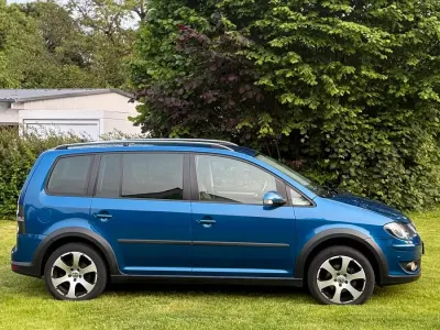 Brugt VW Touran Cross 105 HK (77 kW) 2007 Blå MPV