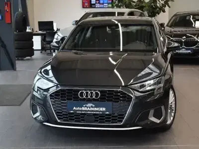 Gebraucht Audi A3 Advanced 150 PS (110 kW) 2023 Manhattangrau Limousine