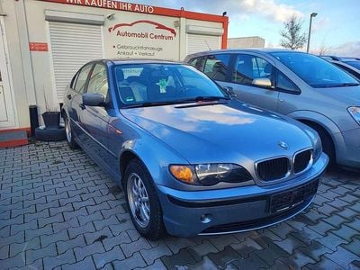 Gebraucht BMW 318 143 PS (105 kW) 2003 Silbergrau metallic Limousine