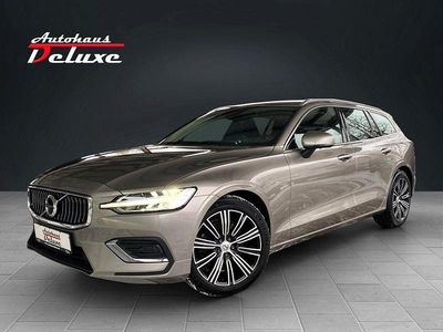Gebraucht Volvo V60 Inscription 163 PS (119 kW) 2021 Grau Kombi
