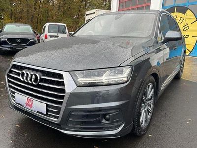 Grau Gebraucht 2017 Audi Q7 Sport SUV | 32.900 € (Guter Preis)