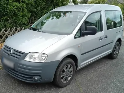 Gebraucht VW Caddy Life 102 PS (75 kW) 2010 Silber Van / Kleinbus