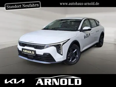 Neu Kia K4 Vision 150 PS (110 kW) 2026 Weiß Limousine