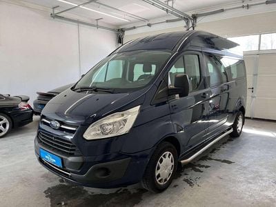 Blazerblau Gebraucht 2016 Ford Transit Custom Kombi | 8.599 €