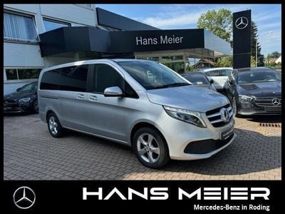 Mercedes V220