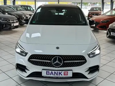 Gebraucht Mercedes B200 AMG line 163 PS (119 kW) 2019 Weiß Kleinwagen