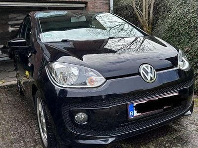 Second-hand VW up! 75 CP (55 kW) 2012 Negru Hatchback