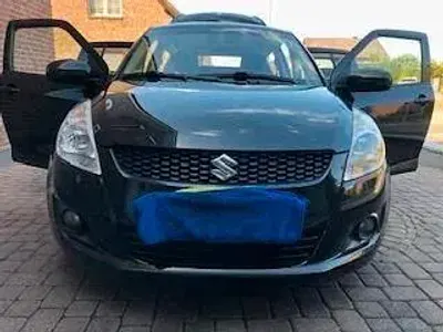 Gebraucht Suzuki Swift 94 PS (69 kW) 2011 Schwarz Kleinwagen