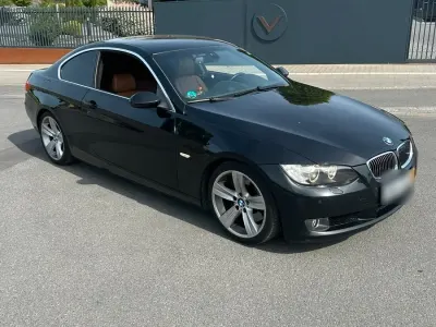 Usata BMW 335 306 CV (225 kW) 2008 Nero Coupé