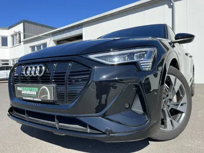 Gebraucht Audi e-tron S-Line 300 kW (408 PS) 2022 Schwarz SUV