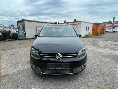Gebraucht VW Touran 105 PS (77 kW) 2011 Schwarz Van / Kleinbus