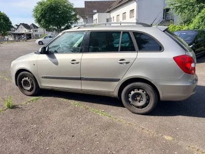 Gebraucht Skoda Fabia Elegance 75 PS (55 kW) 2001 Beige Kombi
