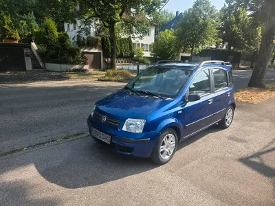 Gebraucht Fiat Panda 60 PS (44 kW) 2009 Blau Kleinwagen