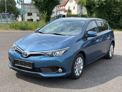 Toyota Auris Hybrid