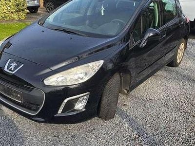 Occasion Peugeot 308 Access 98 PK (72 kW) 2013 Zwart Sedan