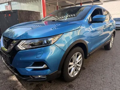 Gebraucht Nissan Qashqai N-Connecta 116 PS (85 kW) 2018 Blau SUV