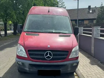 Używany Mercedes Sprinter 163 KM (119 kW) 2013 Czerwony