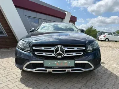Gebraucht Mercedes E350 Avantgarde 258 PS (189 kW) 2018 Andere Limousine