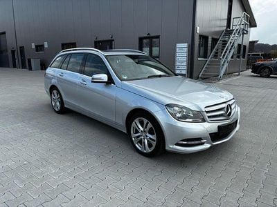 Gebraucht Mercedes C200 136 PS (100 kW) 2012 Silber Kombi