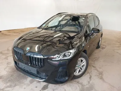 Gebraucht BMW 220 Active Tourer M Sport 170 PS (125 kW) 2025 Schwarz Van / Kleinbus