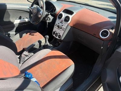 Brugt Opel Corsa 100 HK (73 kW) 2011 Sort Hatchback