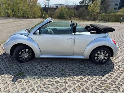Gebraucht VW New Beetle 75 PS (55 kW) 2007 Silber Kleinwagen