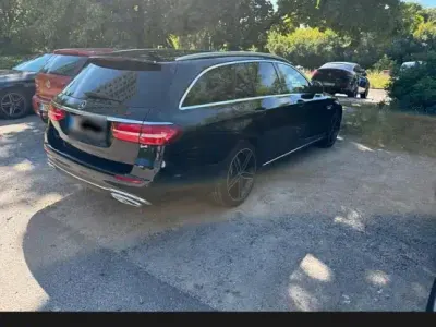 Gebraucht Mercedes E220 AMG line 194 PS (142 kW) 2018 Kombi