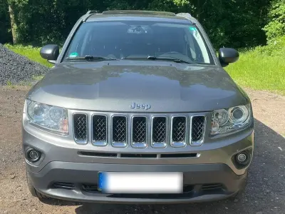 Gebraucht Jeep Compass Limited 170 PS (125 kW) 2011 Grau SUV