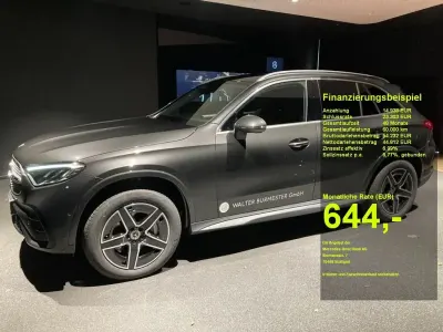 Używany Mercedes GLC300e AMG 333 KM (244 kW) 2023 Szary SUV