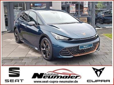 Blau Neu 2025 Cupra Born Kleinwagen | 36.950 € (Etwas zu teuer)