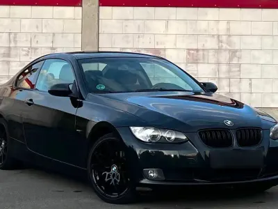 Gebraucht BMW 320 170 PS (125 kW) 2007 Schwarz Coupé