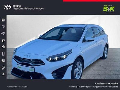 Gebraucht Kia Ceed Vision 141 PS (103 kW) 2022 Weiß Kleinwagen