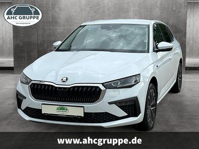 Weiss Gebraucht 2025 Skoda Scala Tour Kleinwagen | 29.980 €