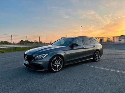 Mercedes C63 AMG