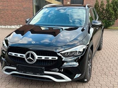 Mercedes GLA200