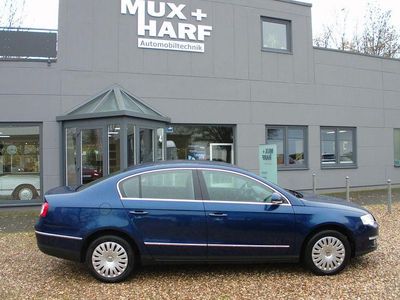 Blau Gebraucht 2008 VW Passat Comfortline Limousine | 4.900 € (Etwas zu teuer)