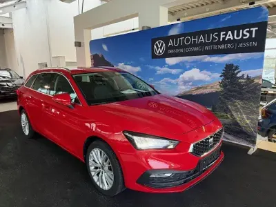 Używany Seat Leon XCELLENCE 110 KM (80 kW) 2023 Czerwony Kombi