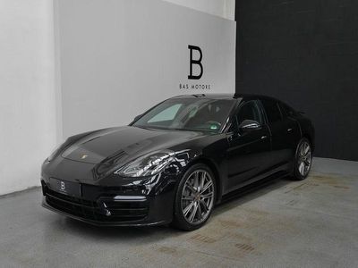 Porsche Panamera 4S
