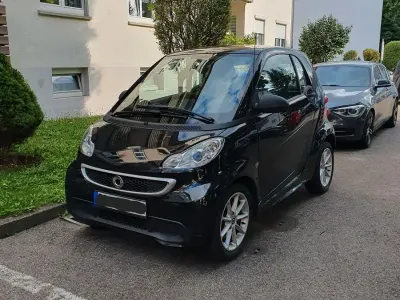 Gebraucht Smart ForTwo Coupé 71 PS (52 kW) 2013 Schwarz Coupé