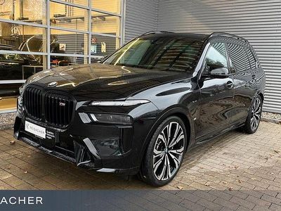 Saphirschwarz metallic Gebraucht 2025 BMW X7 M Sport SUV | 111.990 €