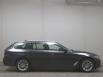 Second-hand BMW 520 Sport Line 190 CP (139 kW) 2022 Gri Break
