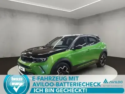 Gebraucht Opel Mokka-e Ultimate 100 kW (136 PS) 2021 Matcha green / ikone gruen SUV