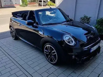 Gebraucht Mini John Cooper Works 192 PS (141 kW) 2020 Schwarz Kleinwagen