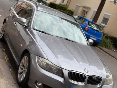 Gebraucht BMW 325 197 PS (144 kW) 2009 Grau Kombi