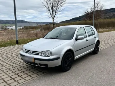 Gebraucht VW Golf IV Basis 75 PS (55 kW) 2002 Silber Kleinwagen