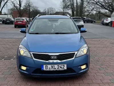 Gebraucht Kia Ceed Spirit 116 PS (85 kW) 2009 Kleinwagen
