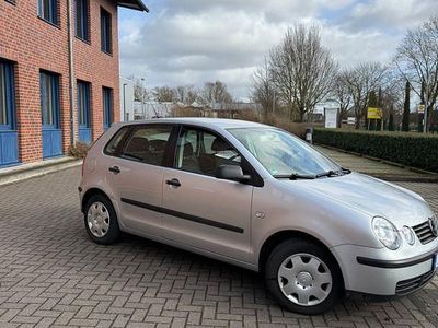 Gebraucht VW Polo 55 PS (40 kW) 2003 Grau Limousine