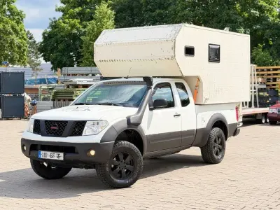 Gebraucht Nissan Navara 171 PS (125 kW) 2010 Weiß Pickup